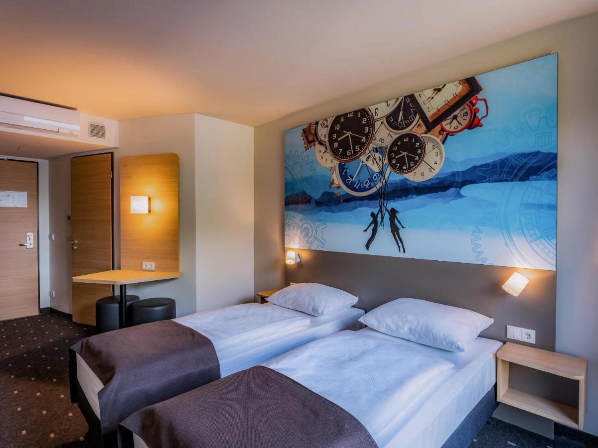 B&B Hotel วิลลิงเงน-ชเวนนิงเงน ภายนอก รูปภาพ