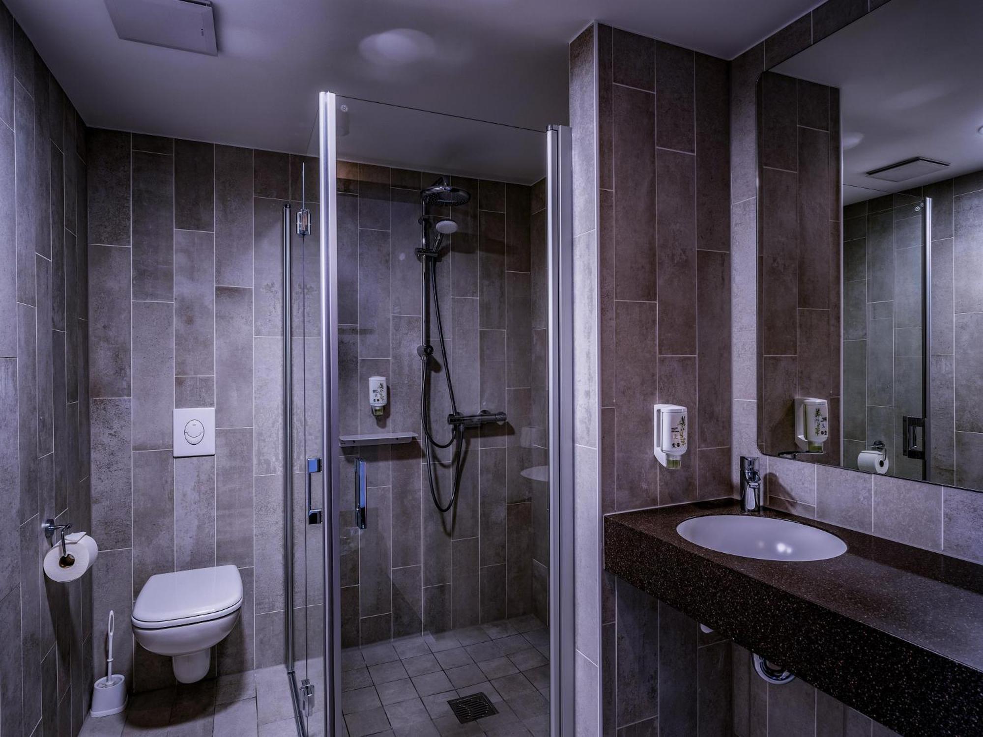 B&B Hotel วิลลิงเงน-ชเวนนิงเงน ภายนอก รูปภาพ