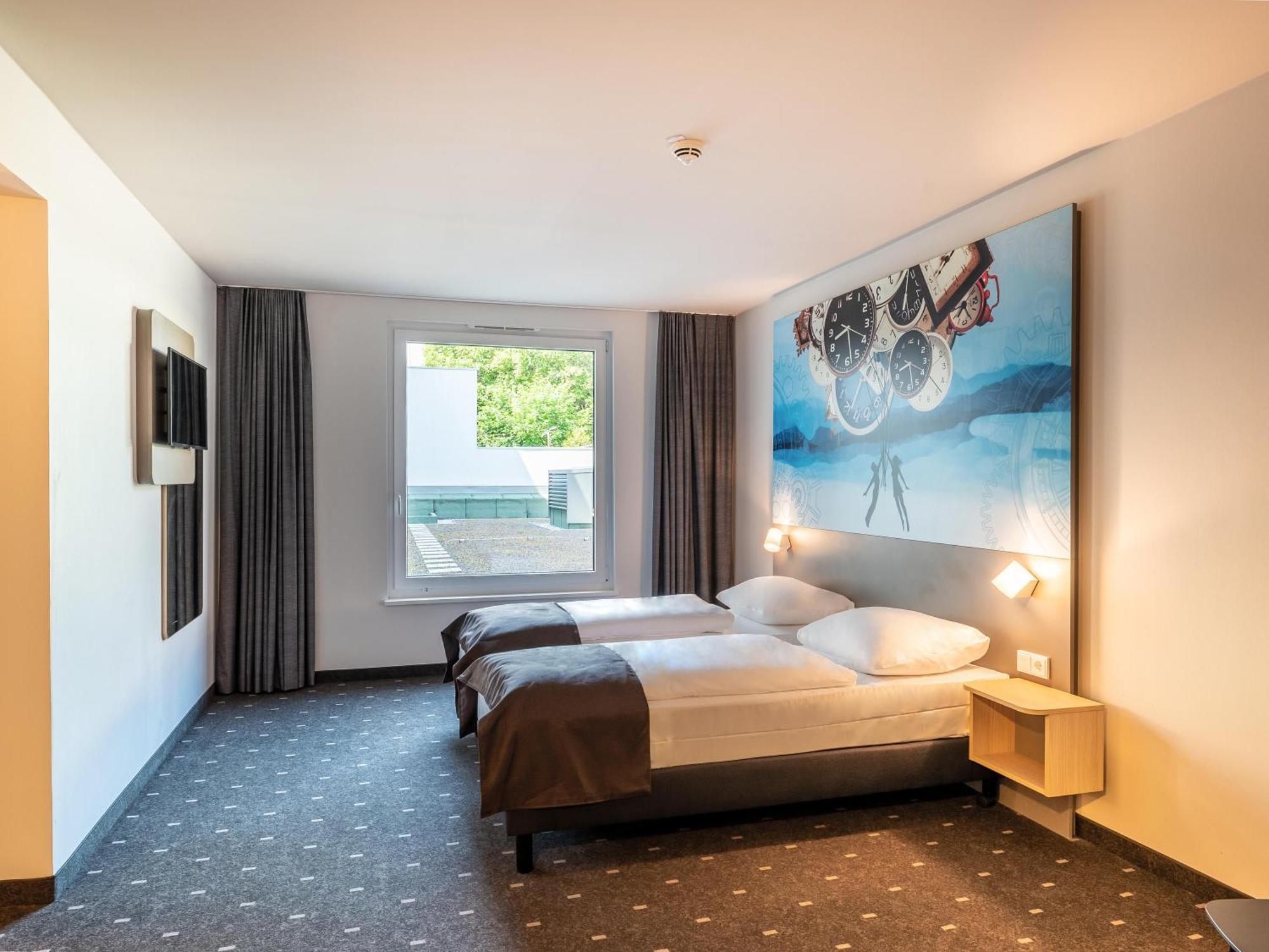 B&B Hotel วิลลิงเงน-ชเวนนิงเงน ภายนอก รูปภาพ